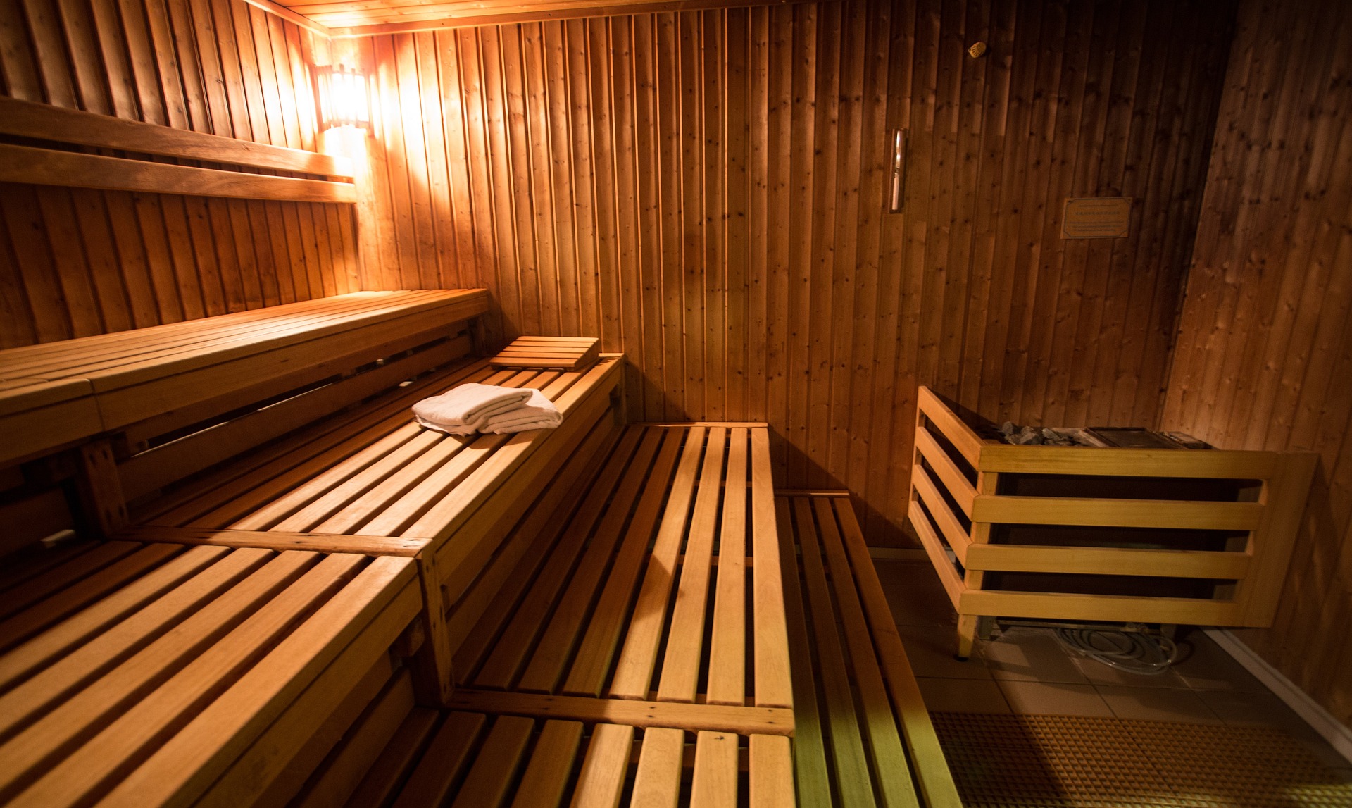 kschlott-sauna-2844863_1920